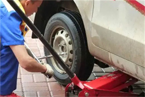 新荣附近拖车24小时服务热线电话